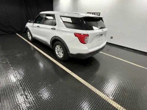 More photos of 2020 Ford Explorer at Hobart Auto Sales, IN
