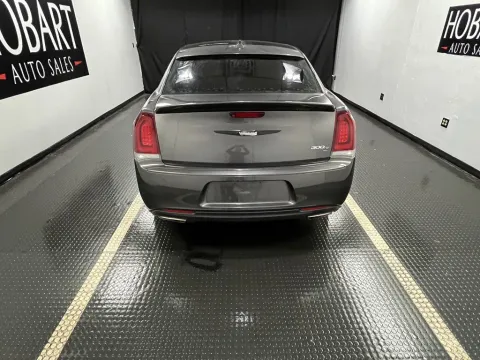More photos of 2019 Chrysler 300 S at Hobart Auto Sales, IN