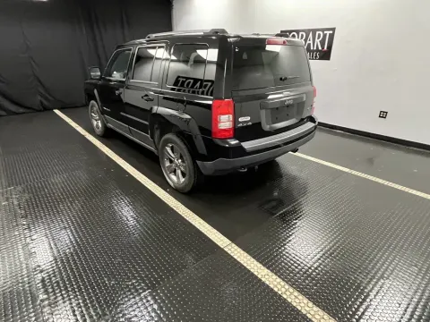 More photos of 2016 Jeep Patriot Sport SE at Hobart Auto Sales, IN