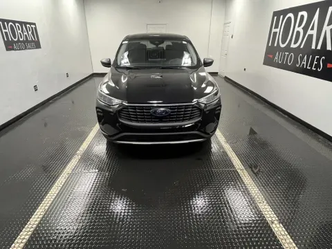 Photos of 2023 Ford Escape Active for sale in Hobart, IN at Hobart Auto Sales