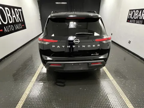 More photos of 2022 Nissan Pathfinder SV at Hobart Auto Sales, IN