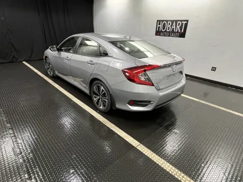More photos of 2018 Honda Civic Sedan EX-L at Hobart Auto Sales, IN