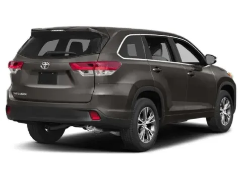 Photos of 2019 Toyota Highlander for sale in Hobart, IN at Hobart Auto Sales