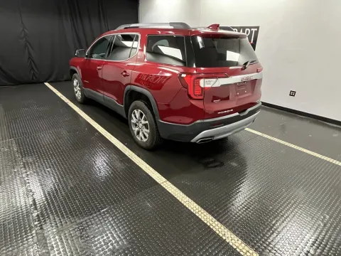 More photos of 2020 GMC Acadia SLT at Hobart Auto Sales, IN