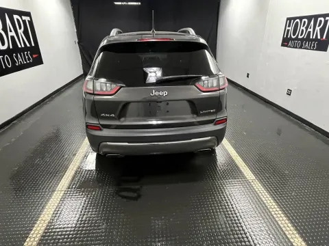 More photos of 2019 Jeep Cherokee Limited at Hobart Auto Sales, IN