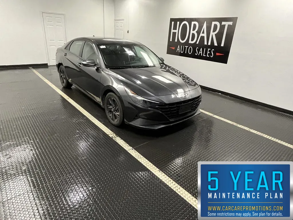 Gray 2023 Hyundai Elantra SEL for sale in Hobart, IN