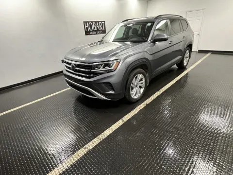 Another view of 2021 Volkswagen Atlas 3.6L V6 SE w/Technology for sale in Hobart, IN at Hobart Auto Sales