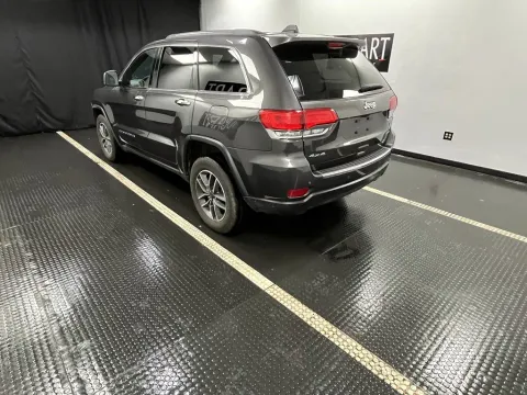 More photos of 2019 Jeep Grand Cherokee Limited at Hobart Auto Sales, IN