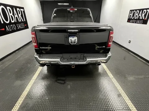 More photos of 2020 Ram 1500 Laramie at Hobart Auto Sales, IN