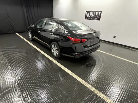 More photos of 2023 Nissan Altima 2.5 S at Hobart Auto Sales, IN