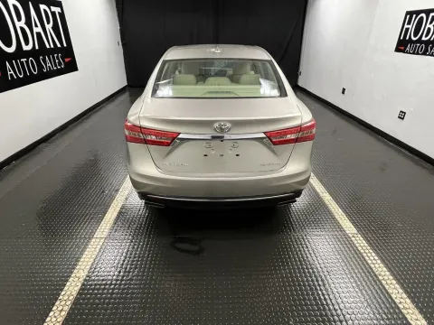 More photos of 2018 Toyota Avalon at Hobart Auto Sales, IN