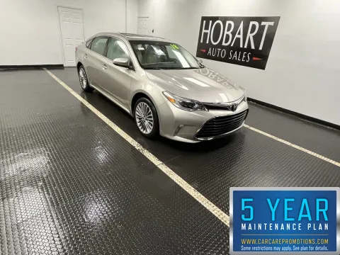 Gold 2018 Toyota Avalon for sale in Hobart, IN