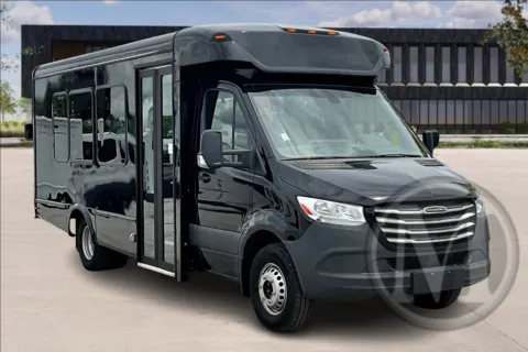 Black 2021 Freightliner SPRINTER for sale in Ozark, MO