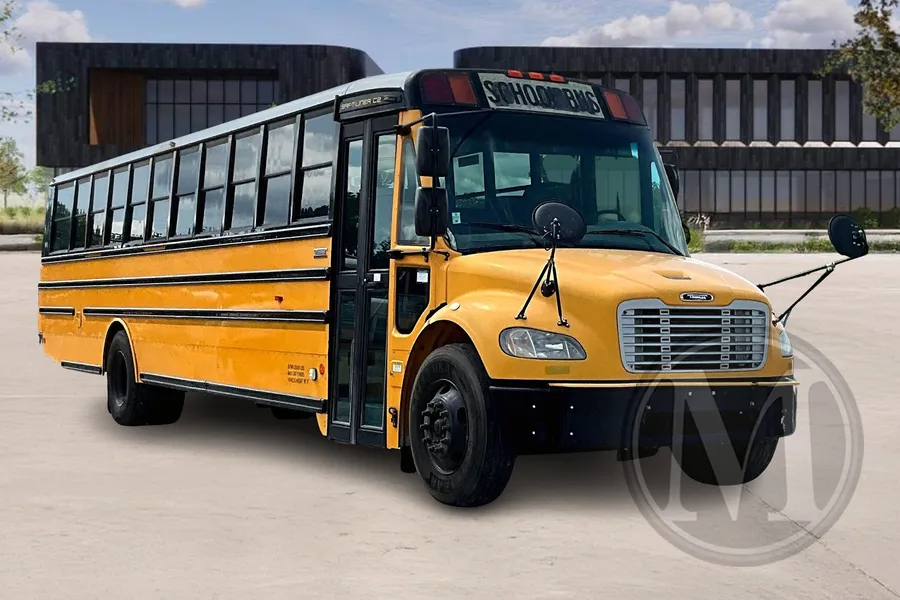 Yellow 2016 Freightliner Saf-T-Liner for sale in Ozark, MO