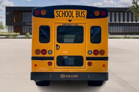 More photos of 2024 Chevrolet 3500 at Master's Transportation - Springfield, MO