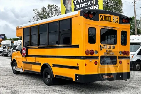 More photos of 2025 Chevrolet 4500 at Master's Transportation - Springfield, MO