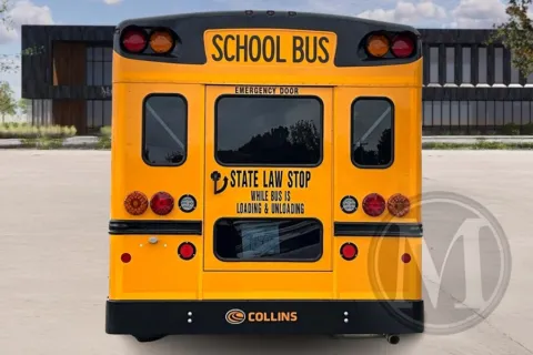 More photos of 2025 Chevrolet 4500 at Master's Transportation - Springfield, MO