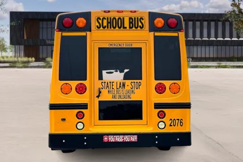 More photos of 2016 Chevrolet 3500 at Master's Transportation - Springfield, MO