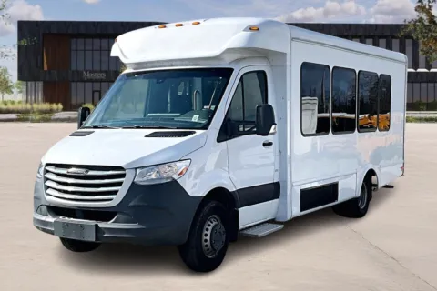 Another view of 2021 Freightliner SPRINTER 3500XD for sale in Ozark, MO at Master's Transportation - Springfield