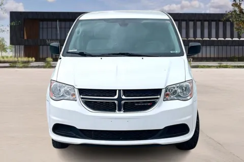 Photos of 2019 Dodge GRAND CARAVAN SE for sale in Ozark, MO at Master's Transportation - Springfield