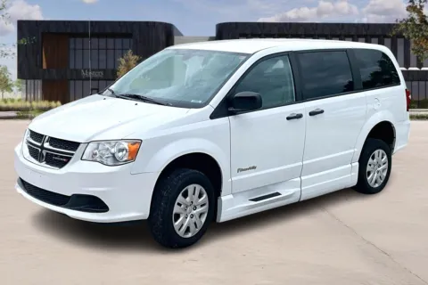 Another view of 2019 Dodge GRAND CARAVAN SE for sale in Ozark, MO at Master's Transportation - Springfield