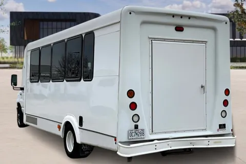 More photos of 2019 Ford E450 at Master's Transportation - Springfield, MO