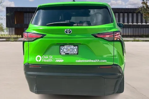 More photos of 2021 Toyota SIENNA LE 8-Passenger at Master's Transportation - Springfield, MO