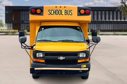 Photos of 2017 Chevrolet EXPRESS for sale in Ozark, MO at Master's Transportation - Springfield