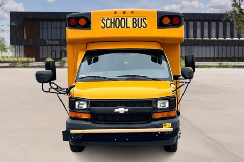 Photos of 2017 Chevrolet EXPRESS for sale in Ozark, MO at Master's Transportation - Springfield