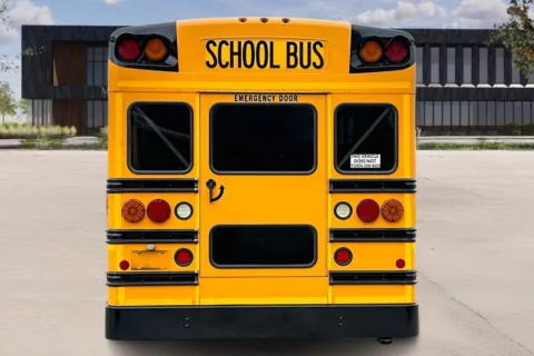 More photos of 2017 Chevrolet EXPRESS at Master's Transportation - Springfield, MO