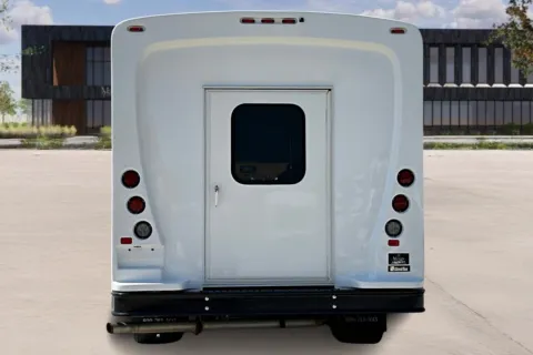More photos of 2024 Ford E450 at Master's Transportation - Springfield, MO