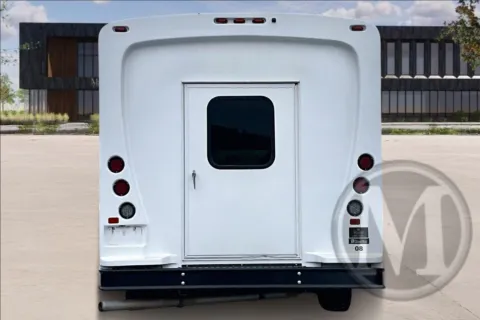 White 2024 Ford E450 for sale in Ozark, MO