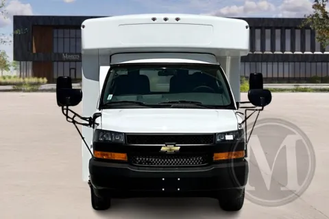 Photos of 2025 Collins DH400 for sale in Ozark, MO at Master's Transportation - Springfield