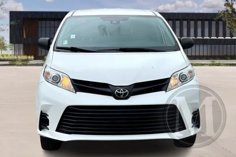Photos of 2020 VMI Van for sale in Ozark, MO at Master's Transportation - Springfield