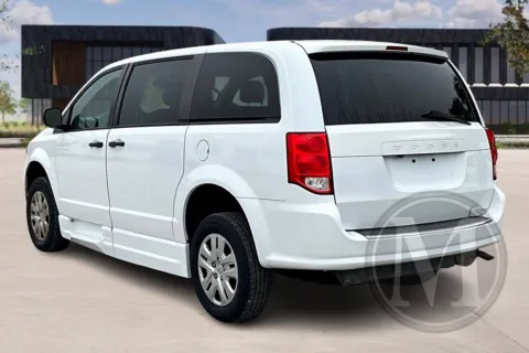 More photos of 2019 Dodge Grand Caravan at Master's Transportation - Springfield, MO