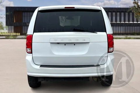 More photos of 2019 Dodge Grand Caravan at Master's Transportation - Springfield, MO