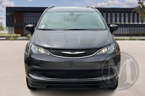 Photos of 2021 Chrysler VOYAGER for sale in Ozark, MO at Master's Transportation - Springfield