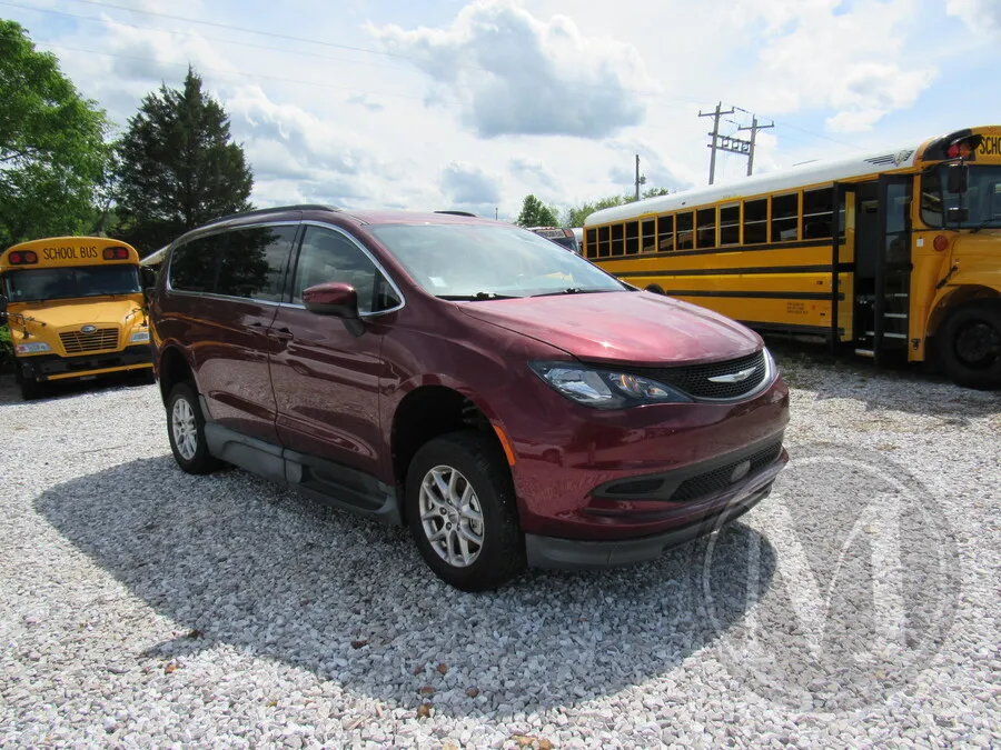 Used 2021 Braun Minivan for sale in Ozark, MO at Master's ...