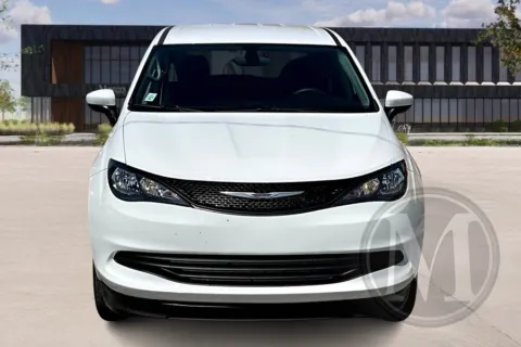White 2020 Braun Minivan for sale in Ozark, MO
