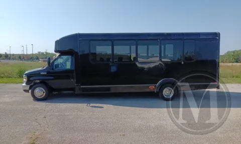 More photos of 2018 Ford E450 at Master's Transportation - Dallas/Fort Worth, TX