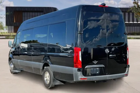 More photos of 2024 Mercedes Benz Sprinter at Master's Transportation - Denver, CO