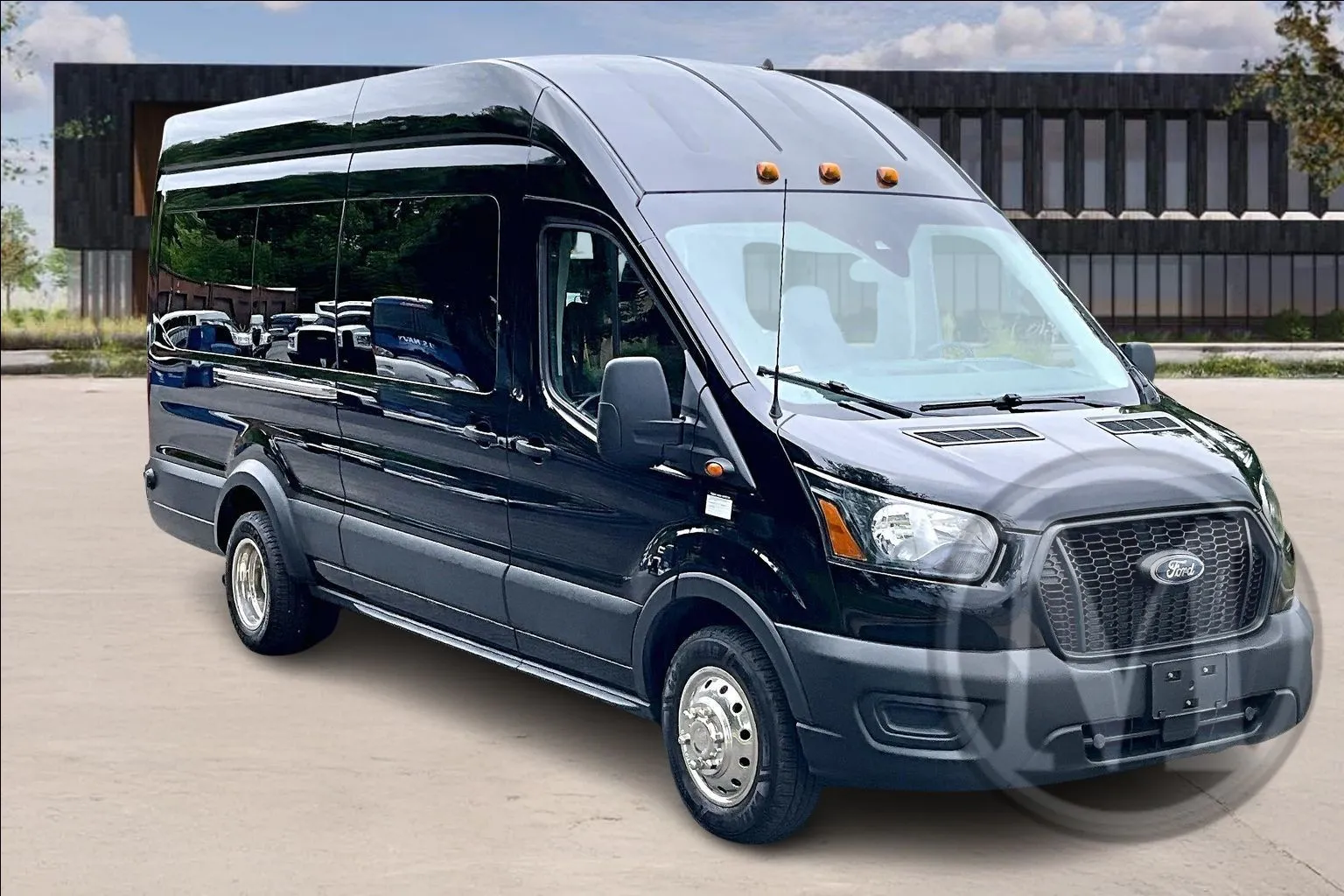 2023 Ford Transit's photo