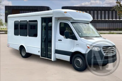 White 2021 Freightliner SPRINTER for sale in Capitol Heights, MD