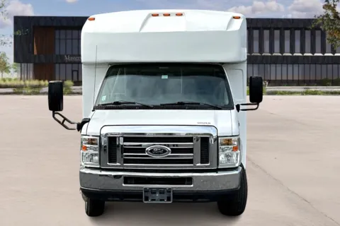 Photos of 2016 Ford E450 for sale in Capitol Heights, MD at Master's Transportation - Washington, D.C.