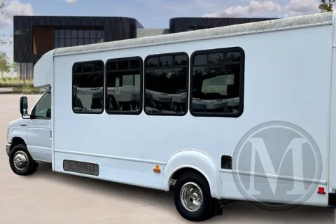 More photos of 2016 Ford E450 at Master's Transportation - Washington, D.C., MD