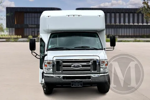 Photos of 2018 Ford E450 for sale in Capitol Heights, MD at Master's Transportation - Washington, D.C.