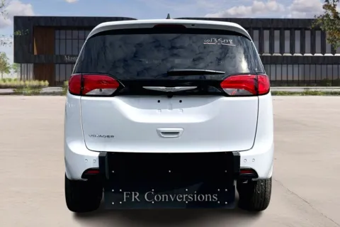 More photos of 2025 Chrysler VOYAGER at Master's Transportation - Washington, D.C., MD