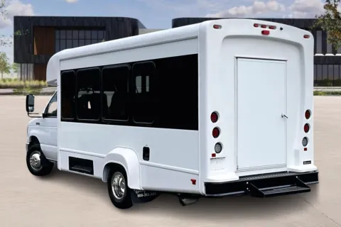 More photos of 2022 Ford E350 at Master's Transportation - Washington, D.C., MD