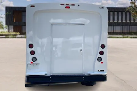 More photos of 2022 Ford E450 E-450 SD at Master's Transportation - Washington, D.C., MD