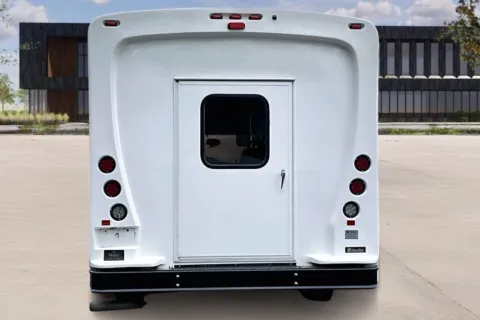 More photos of 2022 Ford E350 at Master's Transportation - Washington, D.C., MD